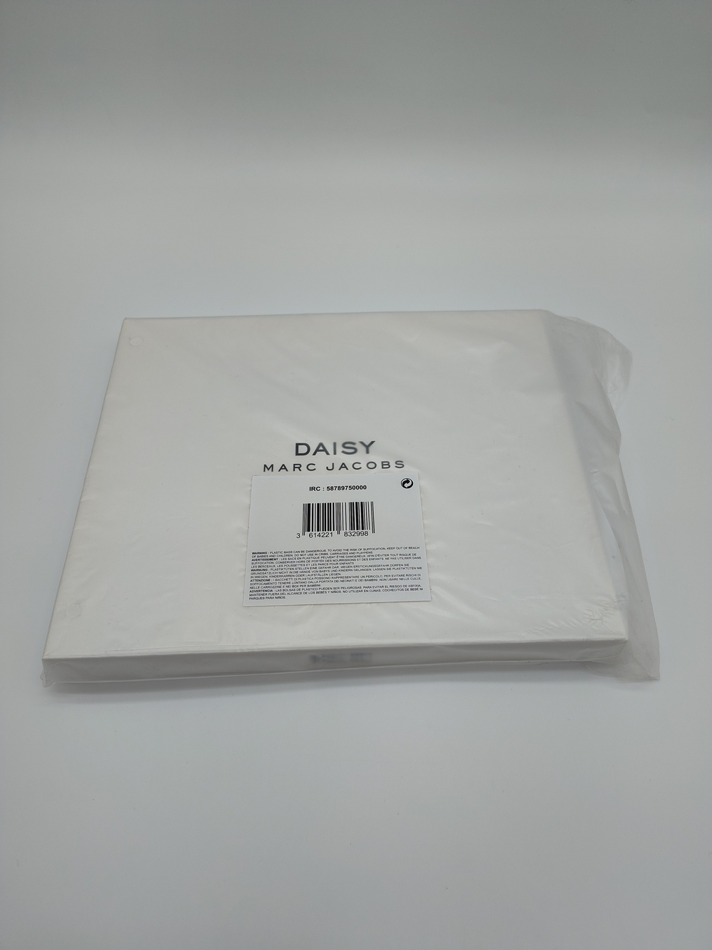 MARC JACOBS DAISY Canvas Cosmetic Pouch Travel Makeup Bag Gold Print NWT NIB - Picture 4 of 8